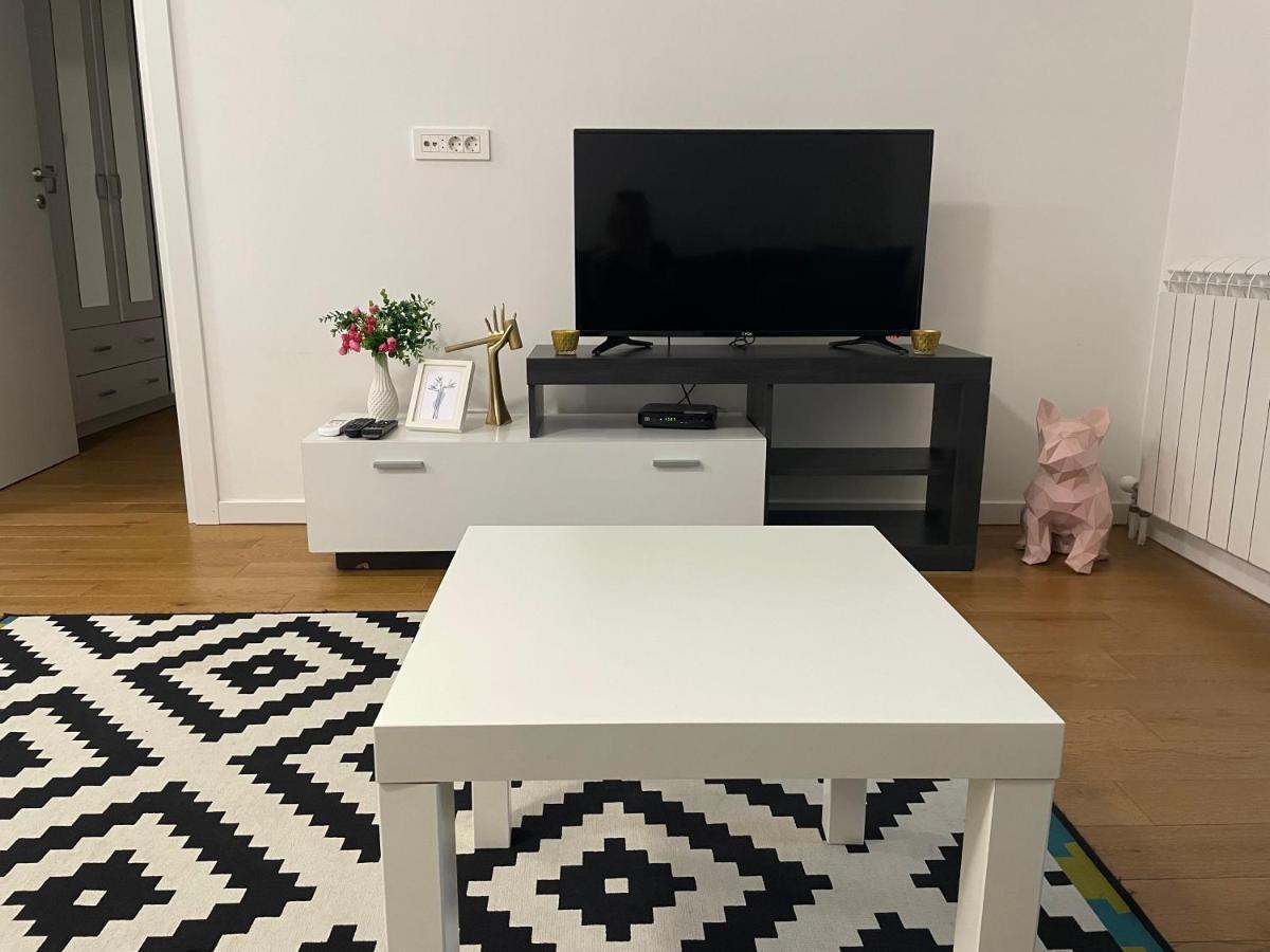 Neva Apartment Belgrad