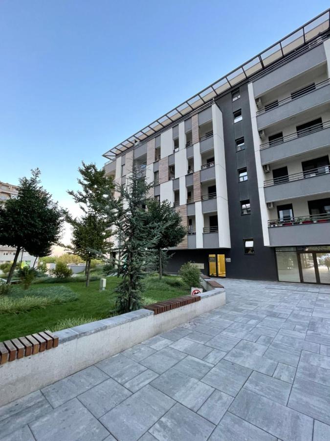 Neva Apartment *
